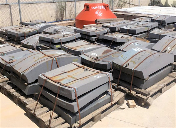 Unused Sandvik Model Cg850 61 X 106 Gyratory Crusher, 800 Kw Motor)